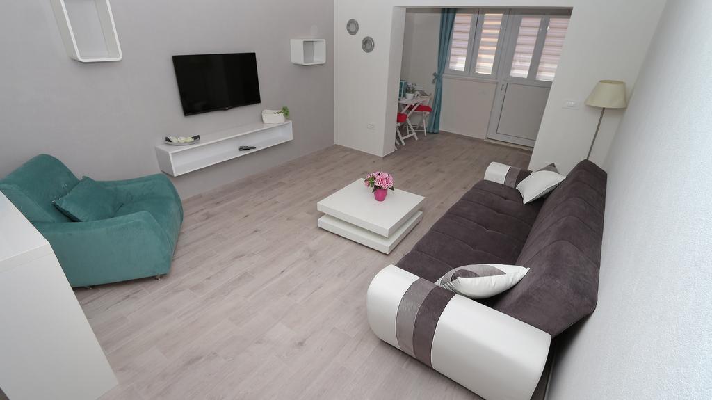 Modern Apartments Makarska Chambre photo